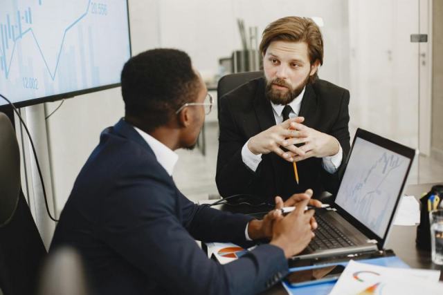 Salarie en difficulté : comment le manager peut intervenir efficacement Salarie en difficulté : comment le manager peut intervenir efficacement