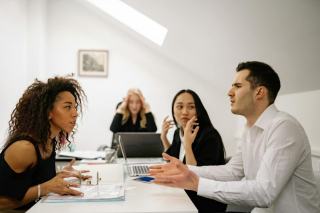 Gérer des salariés en desaccord : médiation et résolution de conflits