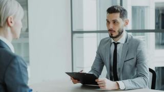 Recadrer un salarie difficile : méthode et conseils pour managers