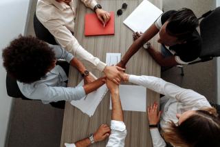 Team building en entreprise : pourquoi et comment le mettre en place
