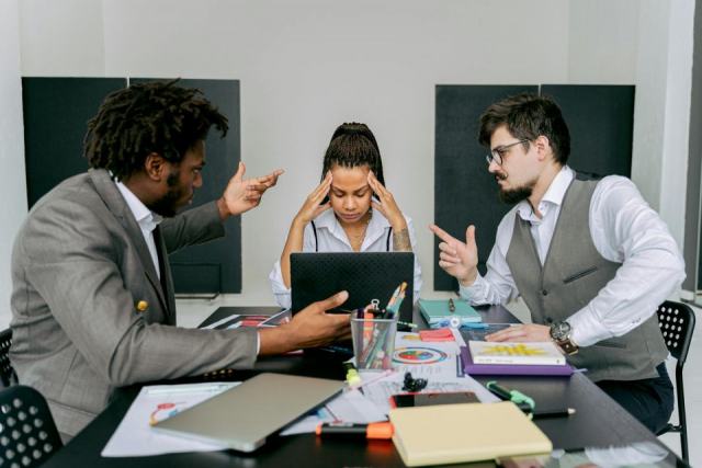 La jalousie en entreprise : détection et gestion par les ressources humaines La jalousie en entreprise : détection et gestion par les ressources humaines